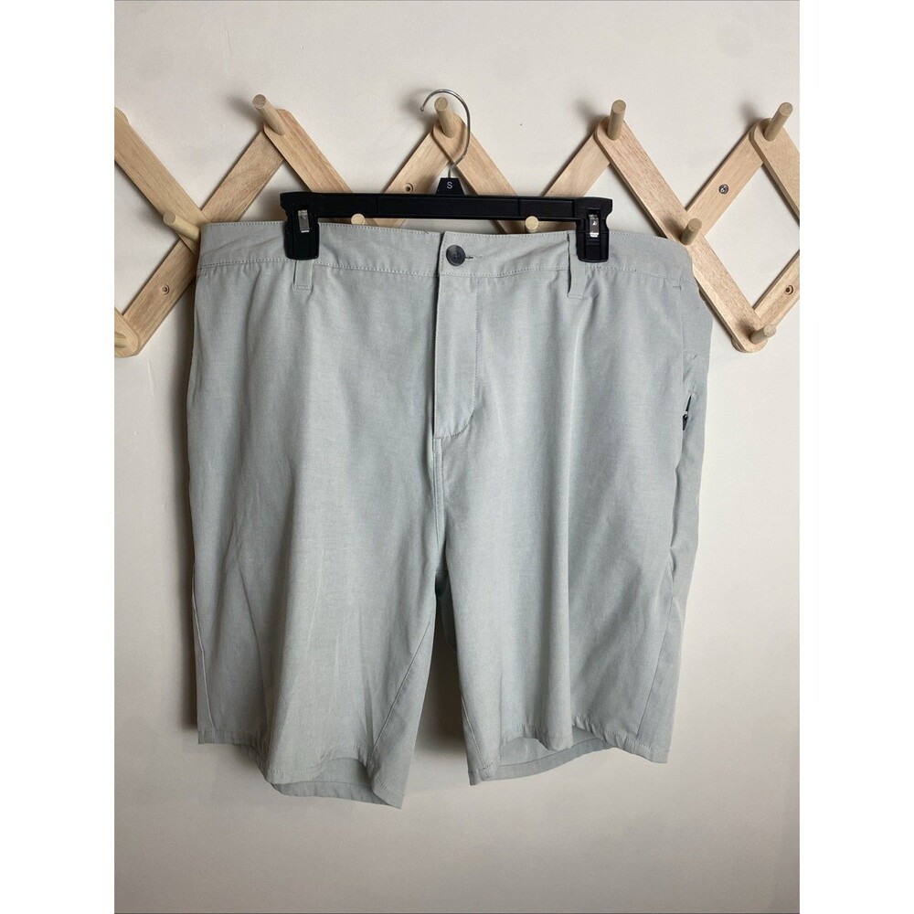 Vuori Aim Shorts Mens 38 Slate Gray Chino Performance Stretch Hybrid Preppy V368